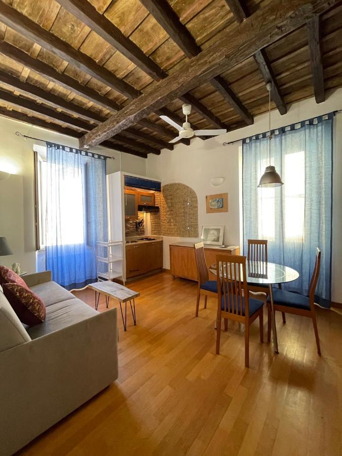 Apartmán Calisto 3 Řím Exteriér fotografie